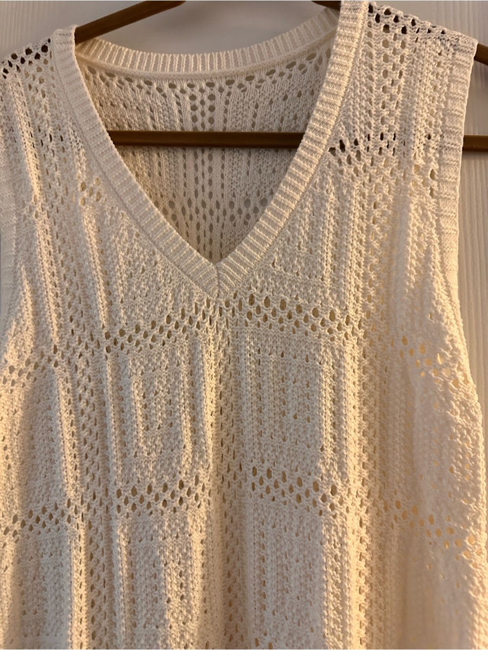 V-Neck Crochet Knit Tank Top - Cream